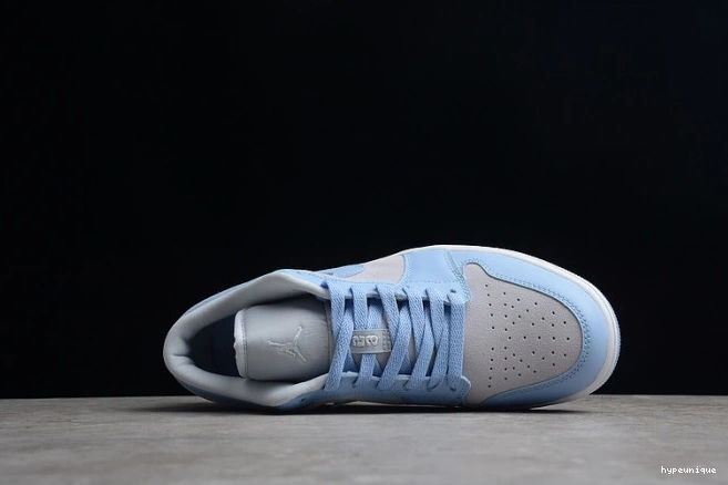 HYPE DC0774-050 Blue Jordan Low 1 University (W) 0801